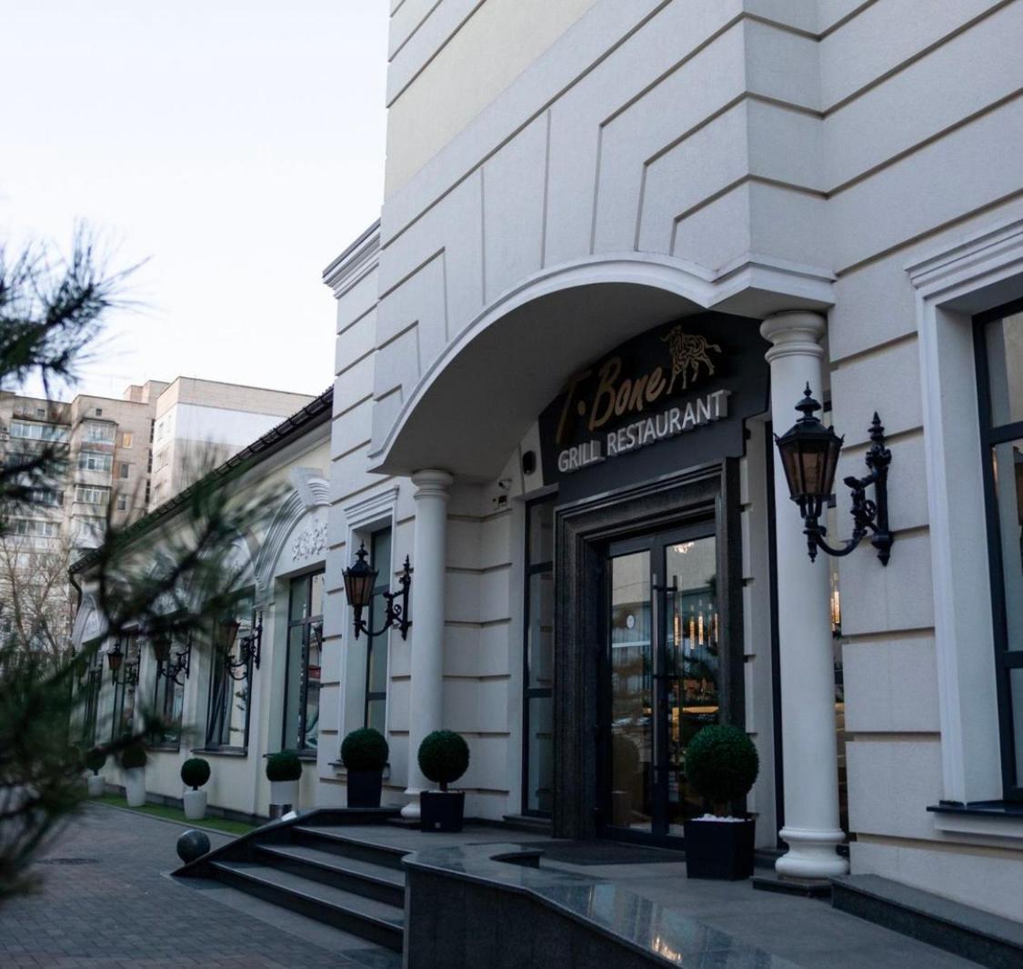 Safari-Club Ξενοδοχείο Βίνιτσα Εξωτερικό φωτογραφία